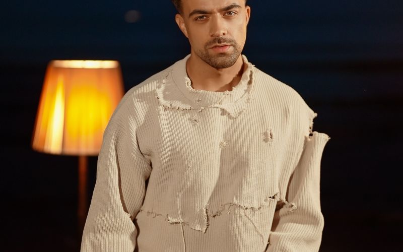 »Drugi album vidim kot nekakšno očiščenje, obdobje, v katerem sem se osvobodil stvari iz preteklosti