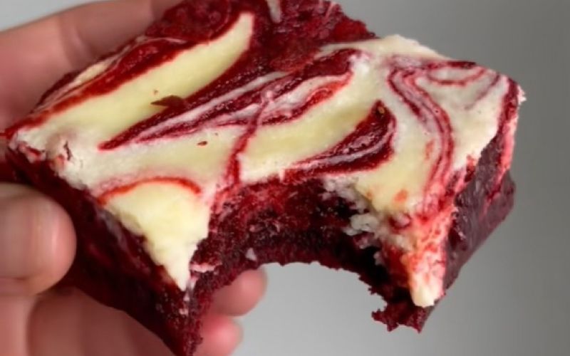Red velvet browniji - naslovna slika