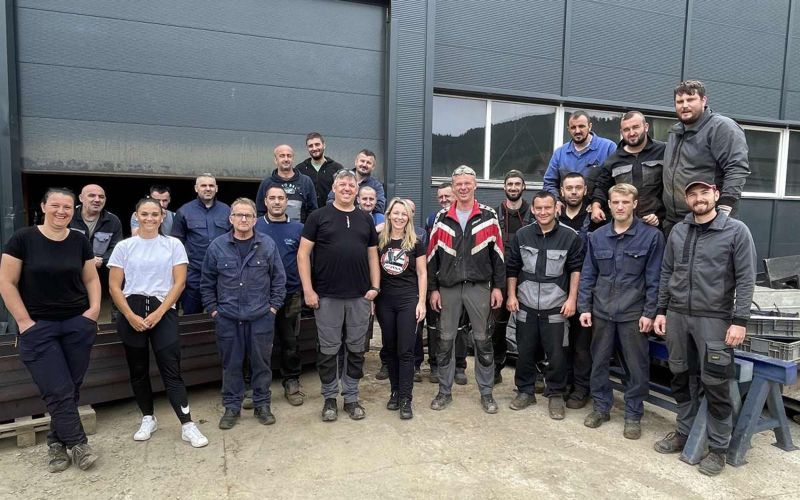 bozicnica (4)Mirjana in Ambrož Duler.jpg