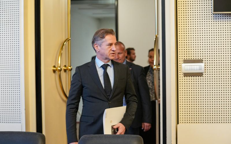 sprejem-zupanov, golob