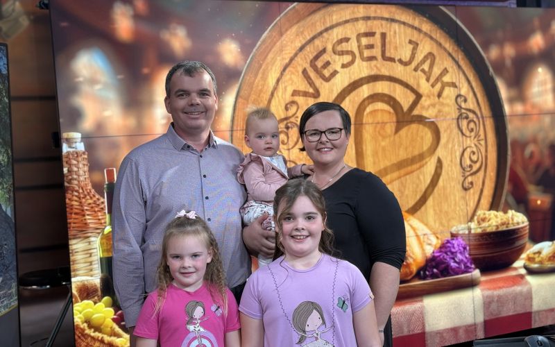 Svojo pesem je dobila tudi najmlajša hčerka