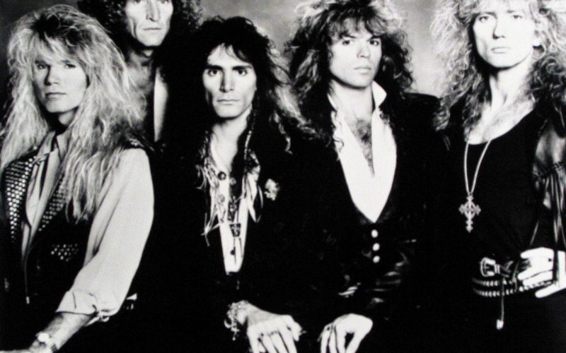 Whitesnake čisto na koncu devetdesetih: Adrian Vandenberg, Tommy Aldridge, Steve Vai, Rudy Sarzo  in