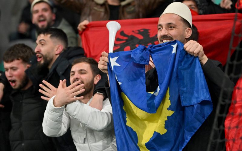 navijaci-kosovo-stozice