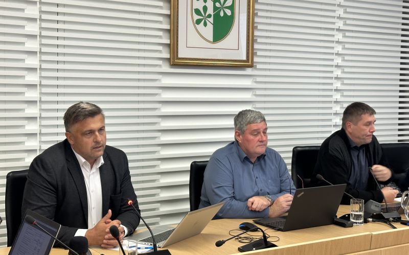 dz-kidricevo komunala 1.jpeg