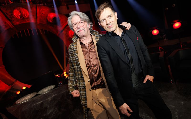 Lado Bizovičar je tokrat na žar posadil legendo slovenske glasbe Roberta Pešuta - Magnifica.