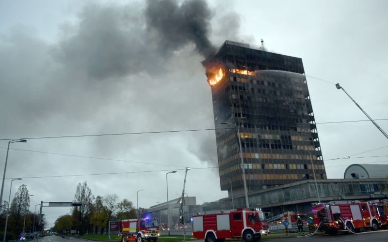 vjesnikov-neboticnik, pozar, zagreb