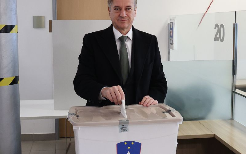 golob referendum.jpg