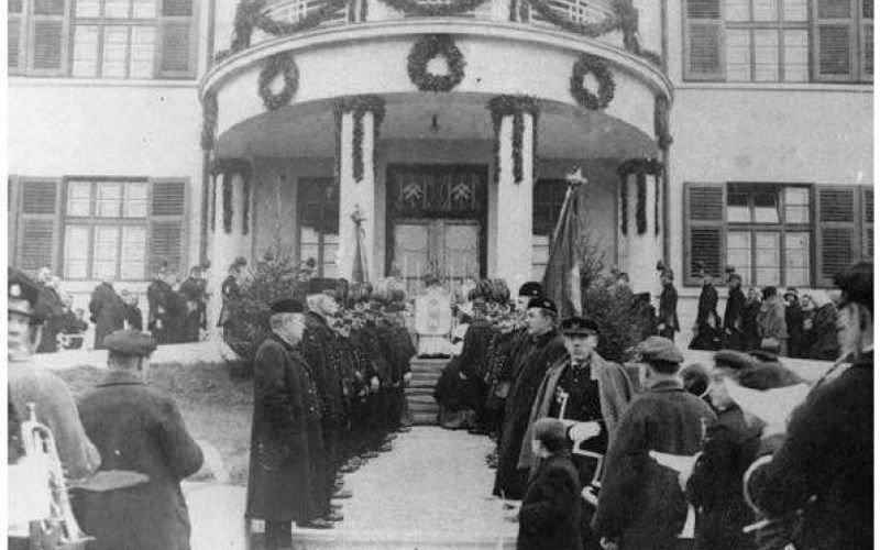 1925 bolnica Trbovlje.jpg