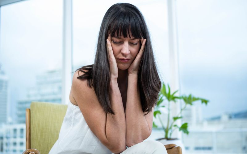 tesnoba, misli, glavobol