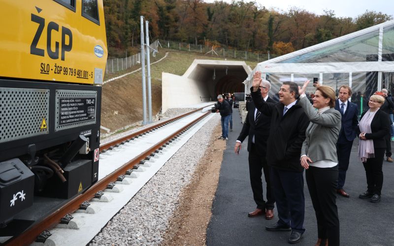 alenka-bratusek 2. tir