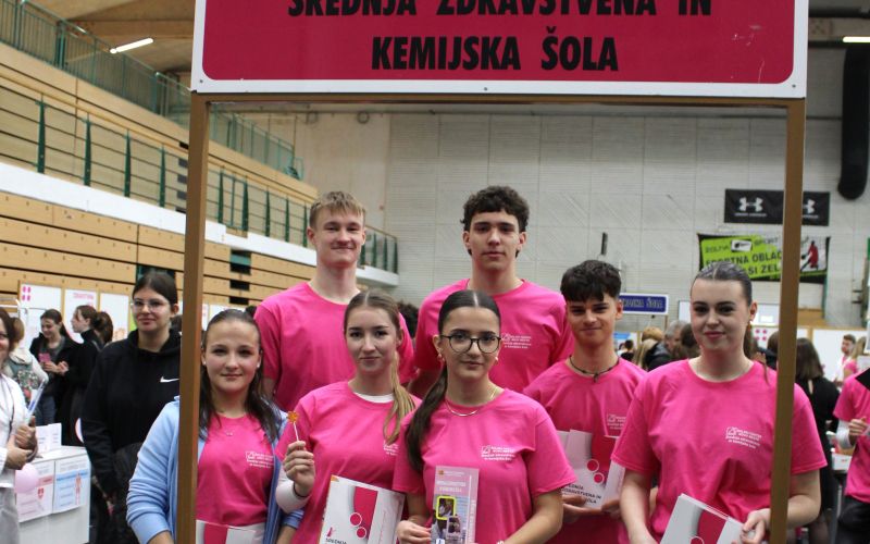 Dijaki promotorji.JPG