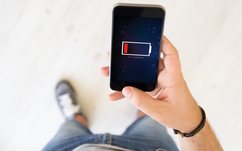 prazna baterija na telefonu