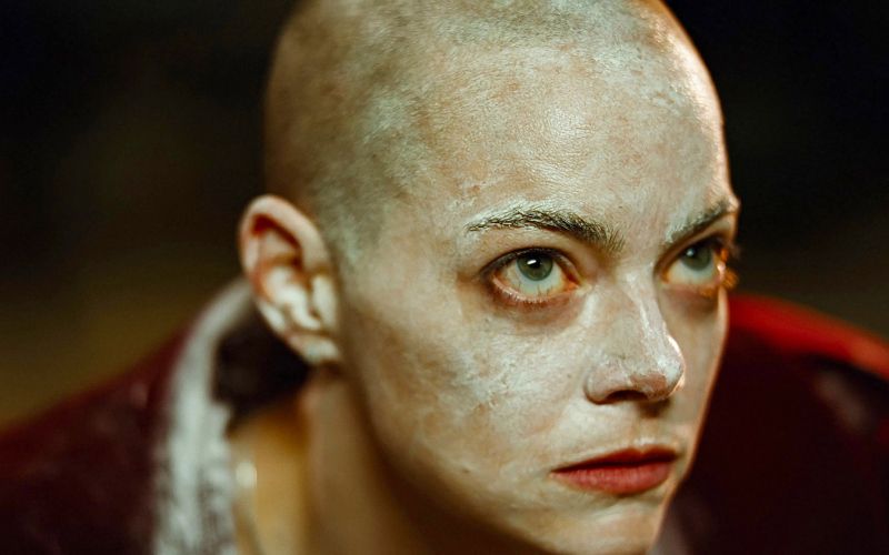 Bugonija - !!!!!Emma Stone je skoraj postala muza režiserja Yorgosa Lanthimosa, saj igra glavno vlog