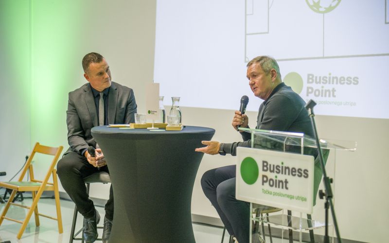 business-point, srecanje-poslovnih-partnerjev