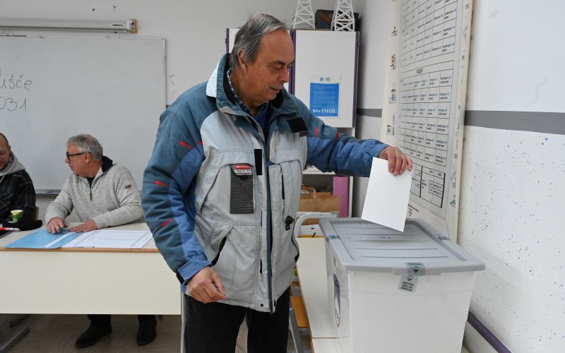 referendum-o-zakonu-o-pomoči-pri-prostovoljem-končanju-življenja.