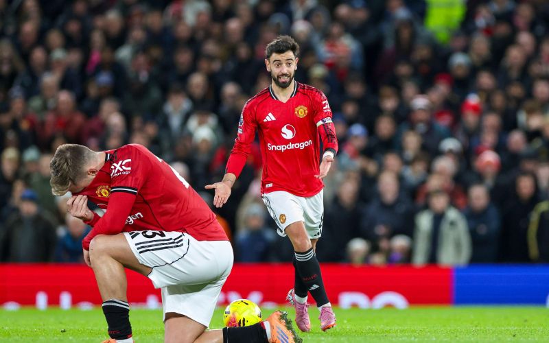 luke shaw_PhotoGrid.png