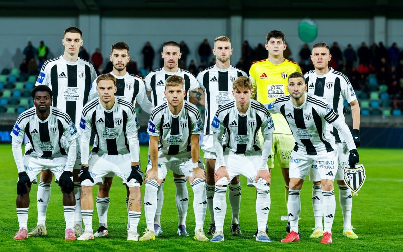 mura skupinska af.jpg