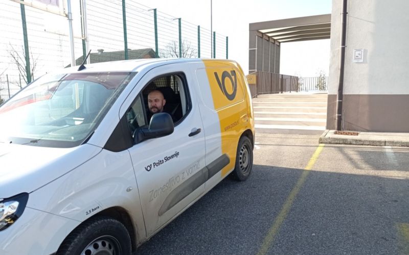 Pošta v Artičah je zaprta.