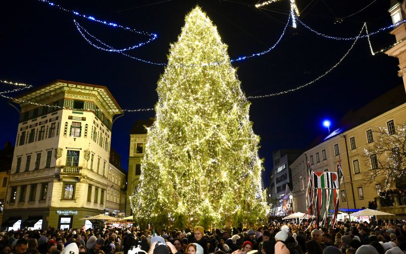 ljubljana prizig luci lucke 2025 - !!V Ljubljani bo do konca leta, kot vsako leto, pestro na štirih