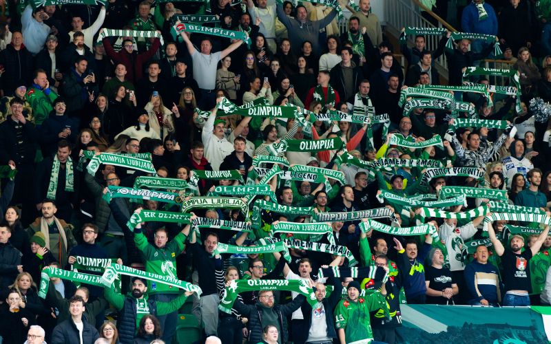 hk olimpija navijaci 25 .jpg