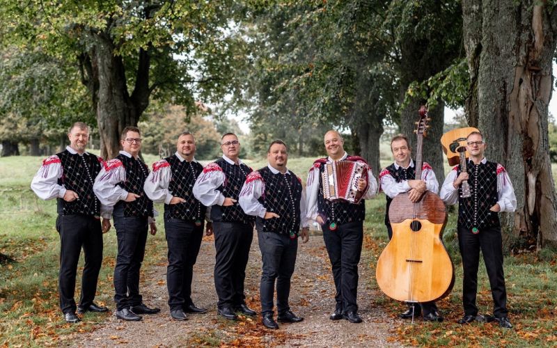 Nova skladba je kot spomin na tradicijo in domačnost, pr