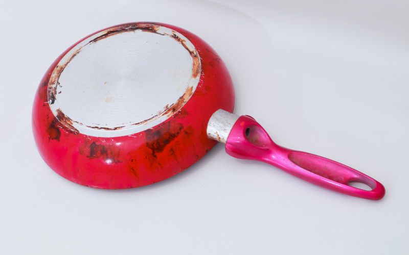 odstranjevanje-rje, ciscenje-posode