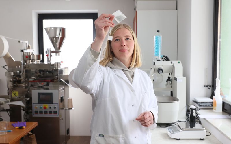 jasna-kalan, zeliscna-kmetija-kalan, zelisca, caj, cajne-mesanice