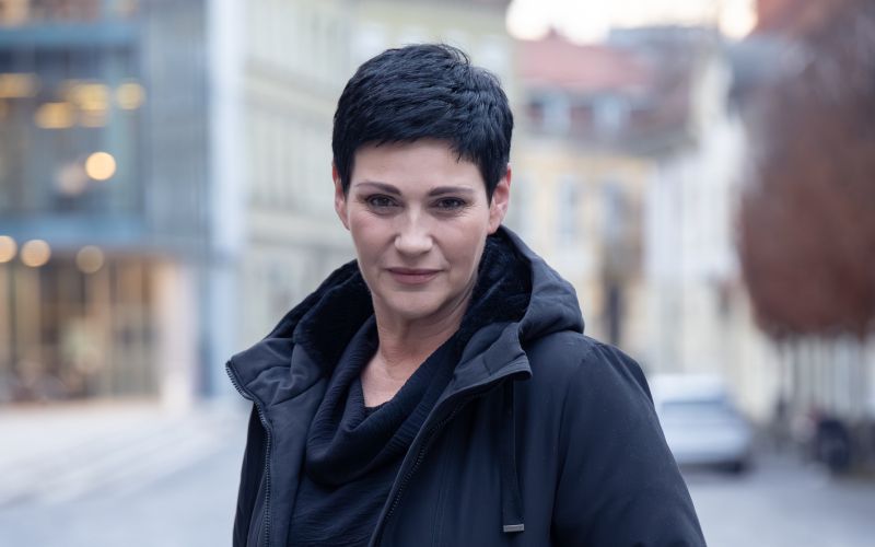 Peter_Hartman_Mateja_Kumer_foto_Nik_Jarh_5.jpg