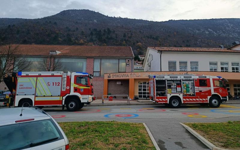 osnovna šola vipava, intervencija