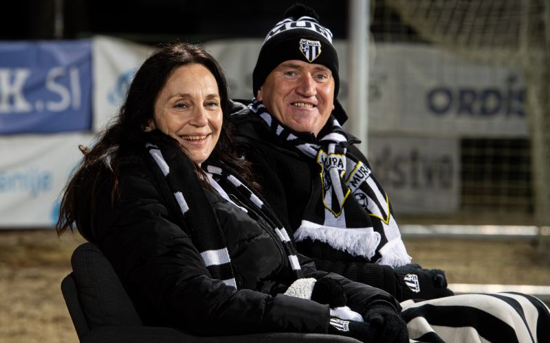 mura, nafta, gledalci