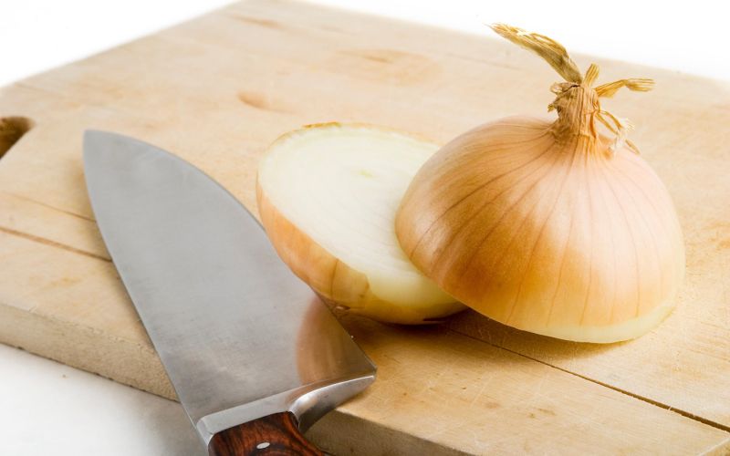 rezanje-cebule, gospodinjski-triki