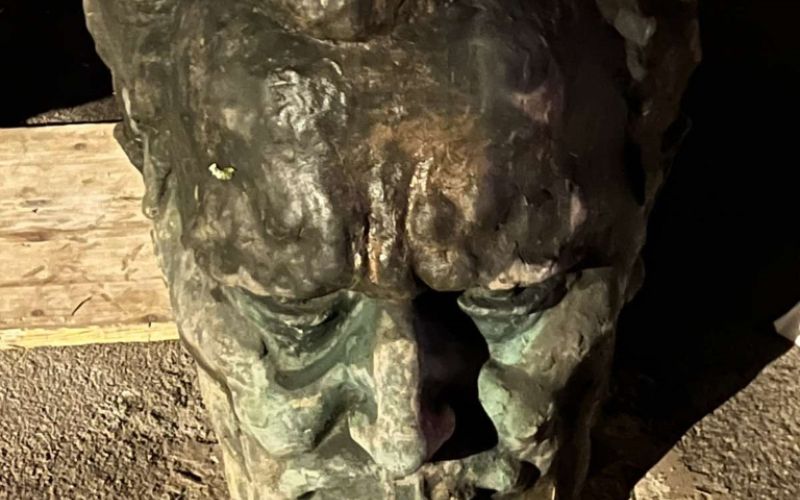 glava skulpture1.jpg