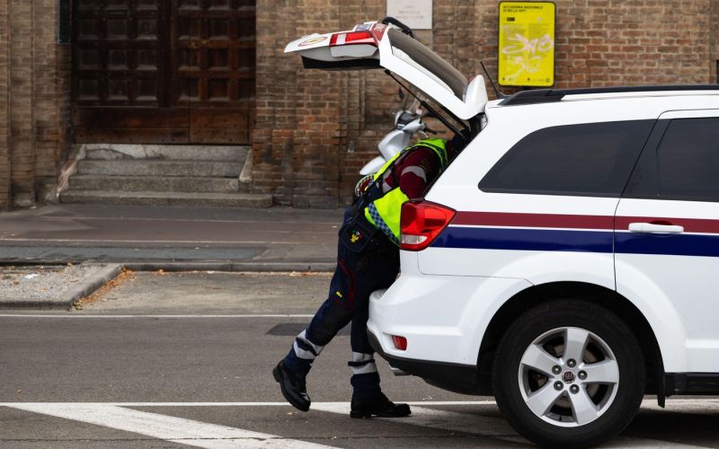 italijanska policija.jpg