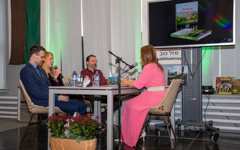 knjiga žabja vas 2.jpg