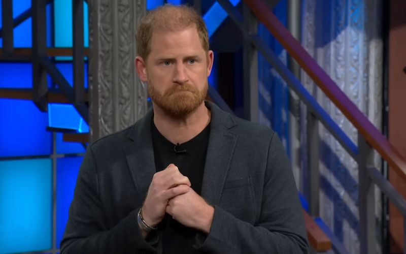 Princ Harry - Princ Harry se je pošalil, da je življenje v kraljevi družini še bolj dramatično kot s