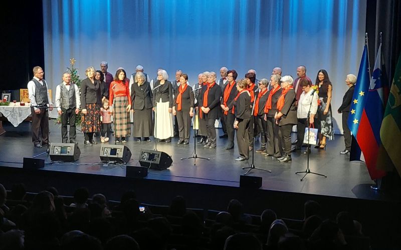 miklavzev-koncert, skocjan, ljudski-pevci, fantje-z-vasi