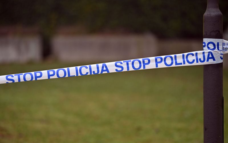 policija trak.JPG