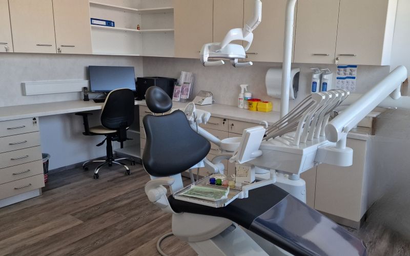 mv-zobozdravnik majšperk.jpg