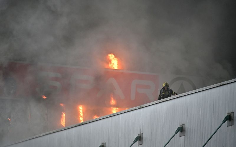 pozar-skladisce-spar