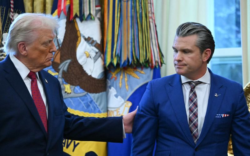 donald trump, pete hegseth.jpg
