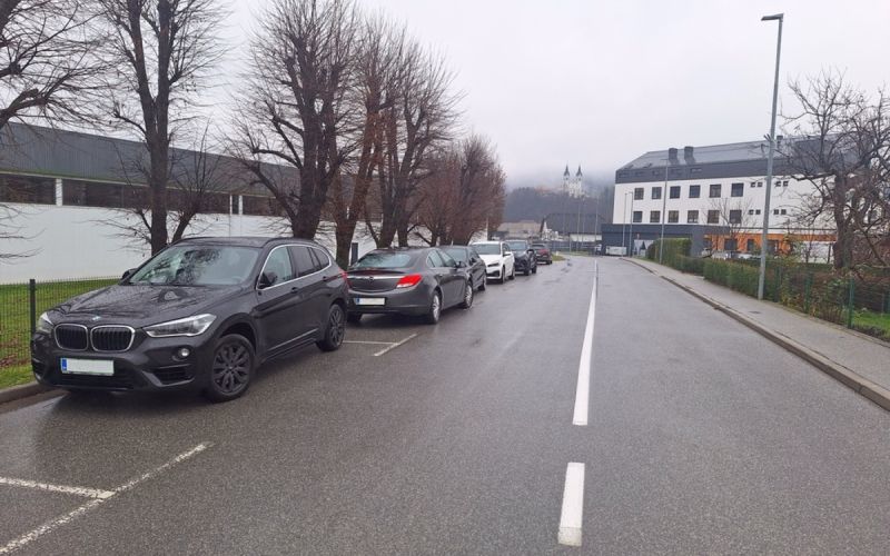 parking lesarska nazarje.jpg