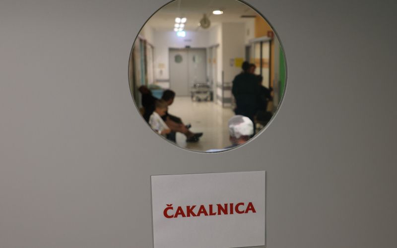 čakalne vrste, čakalnica, UKC Maribor