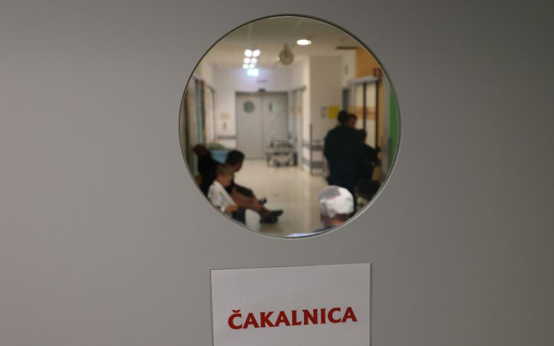 čakalne vrste, čakalnica, UKC Maribor