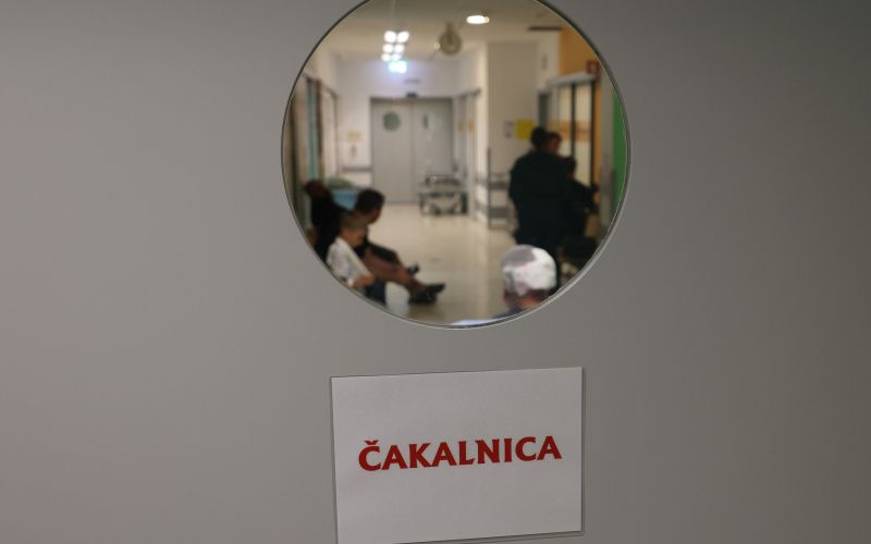 čakalne vrste, čakalnica, UKC Maribor