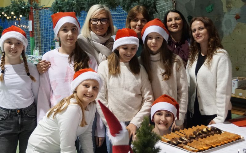 EK_bozicni bazar.JPG