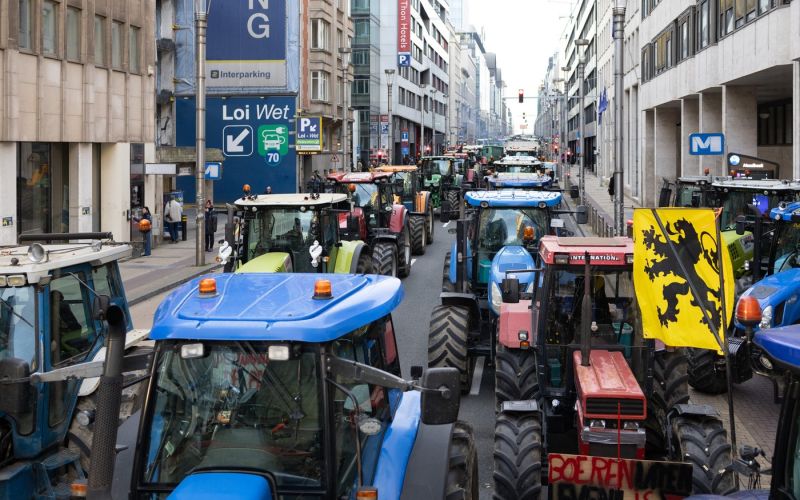 kmetje, traktorji, bruselj.jpg