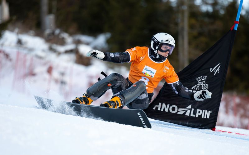 kotnik gloriacortina24.jpg