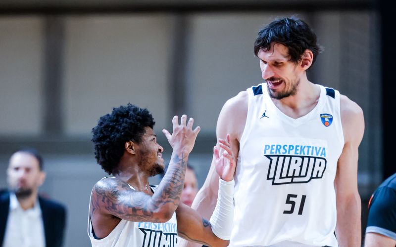 Green Marjanovic 25 af.jpg