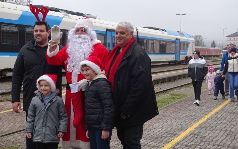 bozickov-vlak-2025, solidarnost