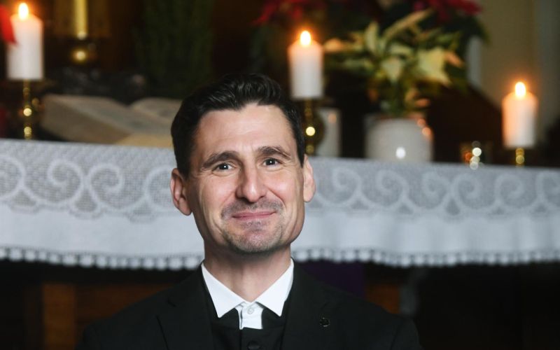 dr-aleksander-ernisa